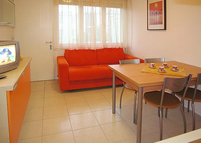 Ai Pini * بيبيوني